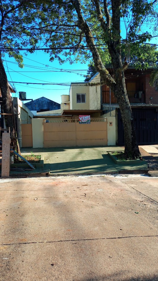 Casa de 1 dormitorio en venta - Zona Pablo Allain casi Paunero (DETRAS CLUB ALEMAN)