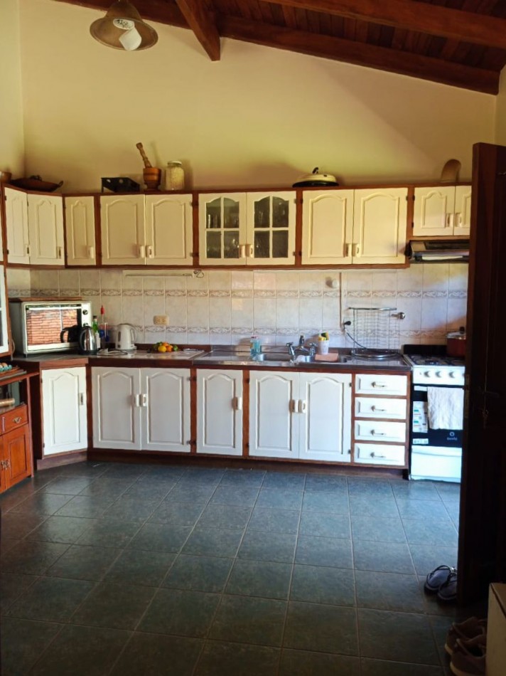 CHALET EN ZONA RESIDENCIAL ALTA - KM 9 EL DORADO, MISIONES