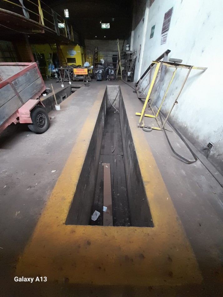 GALPON EN VENTA - LAVALLE CASI BUSTAMANTE