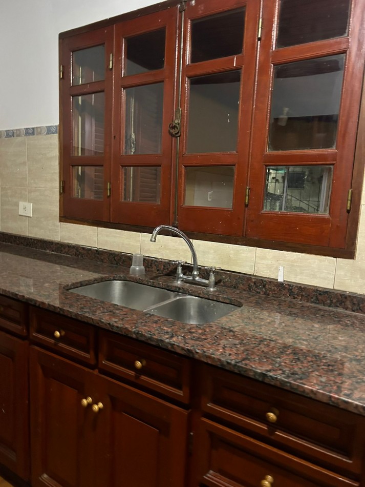 DEPARTAMENTO EN ALQUILER - 2 DORMITORIOS- TAMAREU CASI LAVALLE