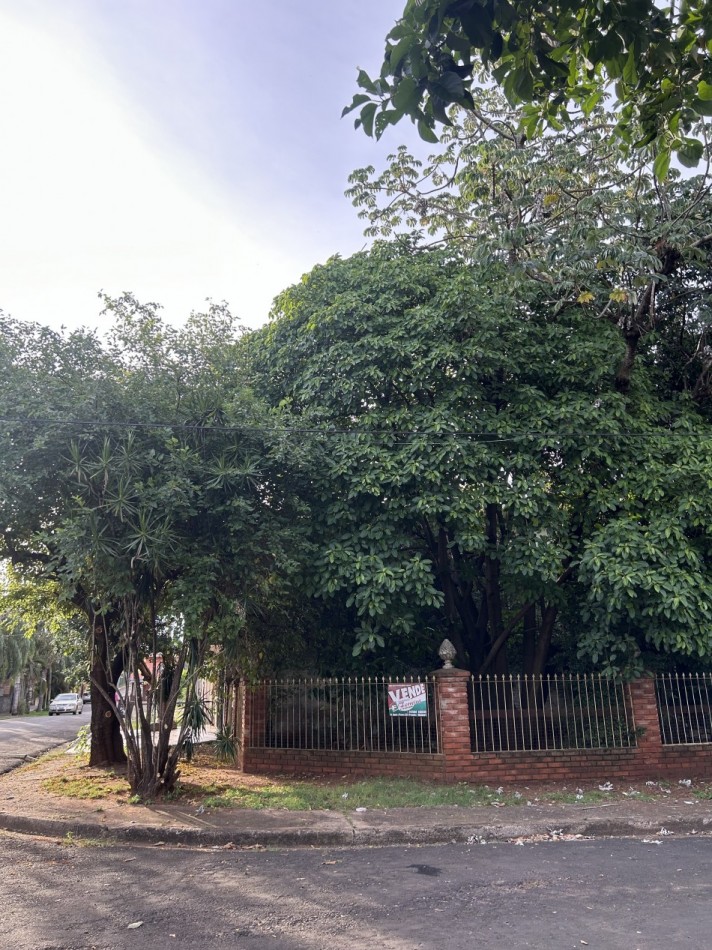  Casa de Dos Plantas con Gran Potencial - Ideal Vivienda + Renta