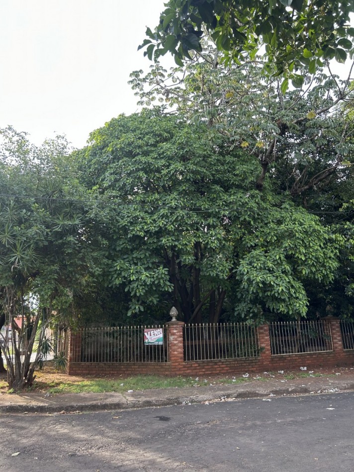  Casa de Dos Plantas con Gran Potencial - Ideal Vivienda + Renta